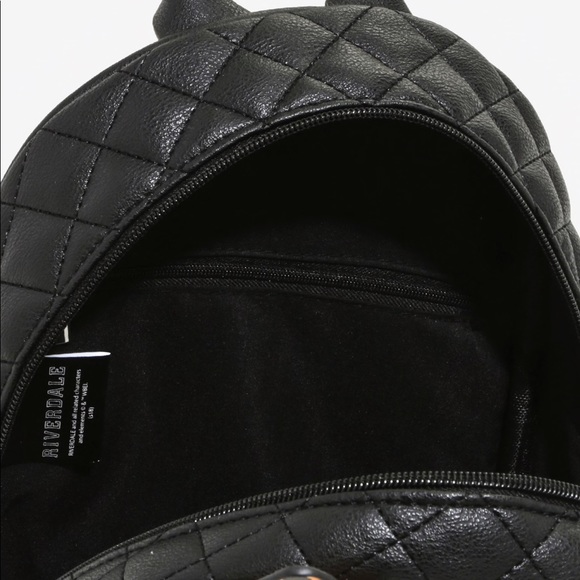 🔥Last One🔥 NWT Riverdale: Josie & The Pussycats Black Travel Backpack - Picture 3 of 3
